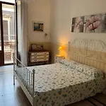 شقة Crispi 169 Comfortable In The Center Of Catania, Near The Sea
