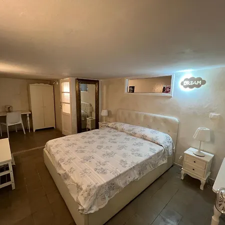 شقة Crispi 169 Comfortable In The Center Of Catania, Near The Sea *